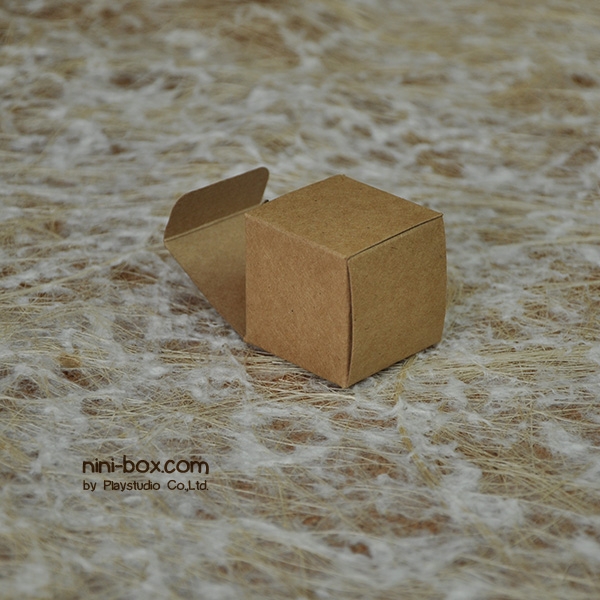 tao { small cube box }