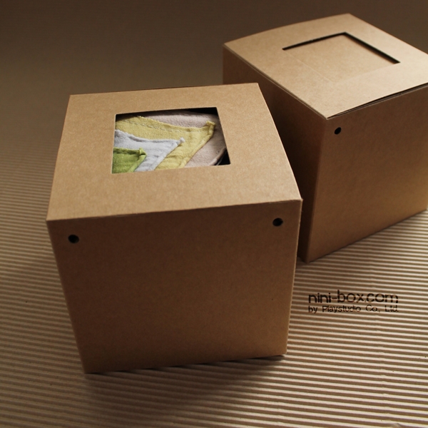 vivi { mug box } vivi { mug box }