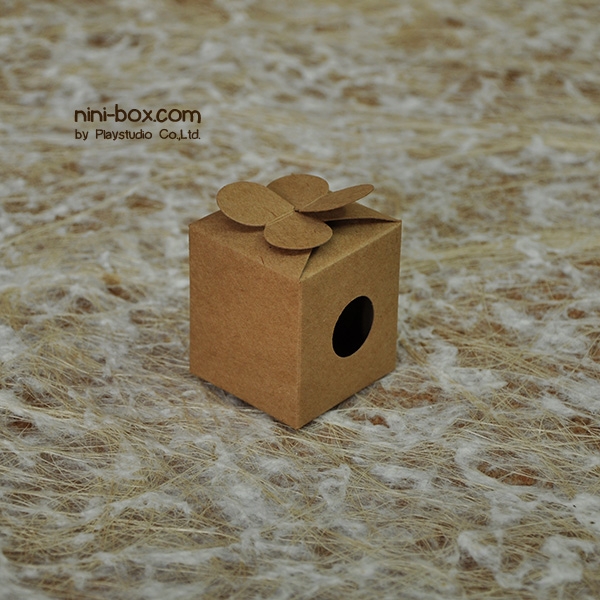 little bee extra { small premium box } little bee extra { small premium box }