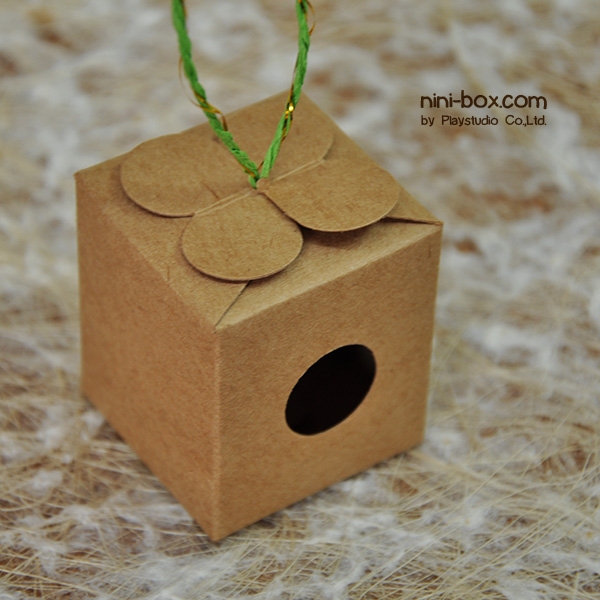 little bee extra { small premium box } little bee extra { small premium box }